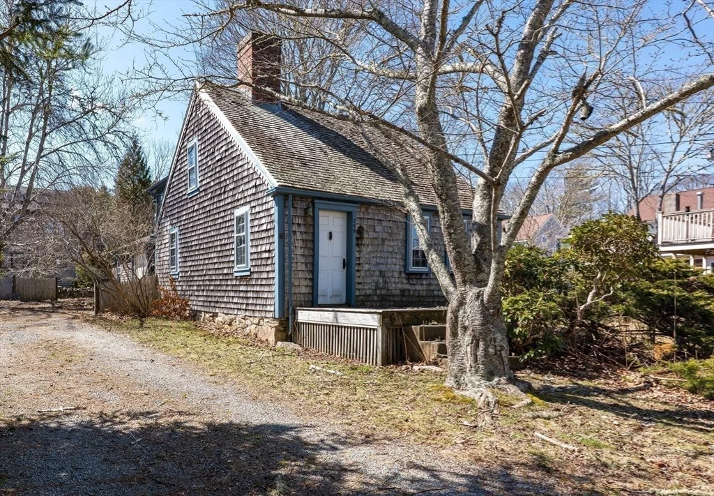 Photo of 298 Front Street