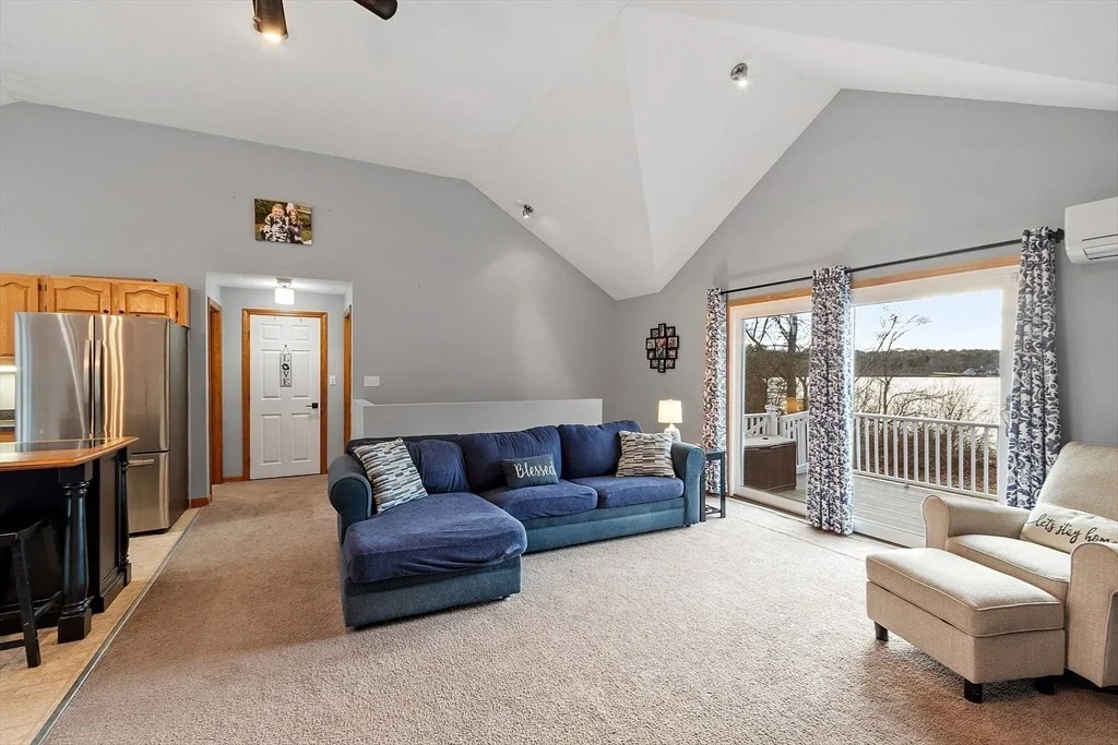 Photo of 81 Pine Tree Lane