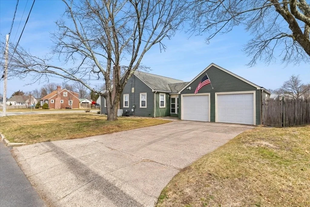 Photo of 49 Cove St
