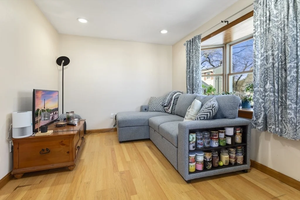 Photo of 7 Oakhurst Terrace