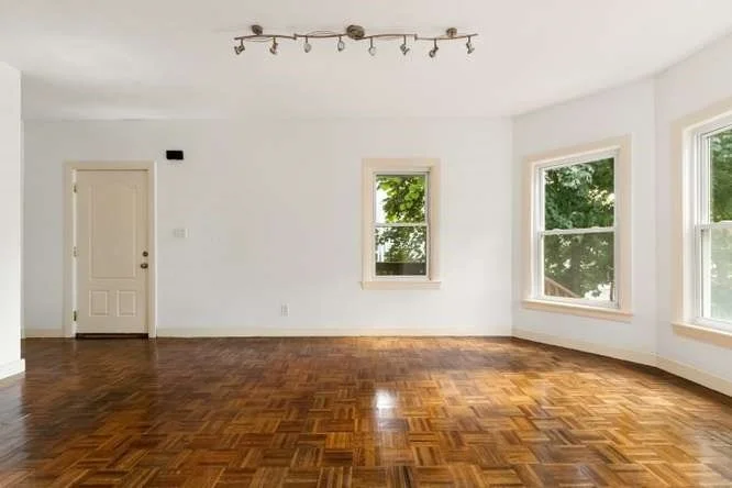Photo of 69 Franklin St