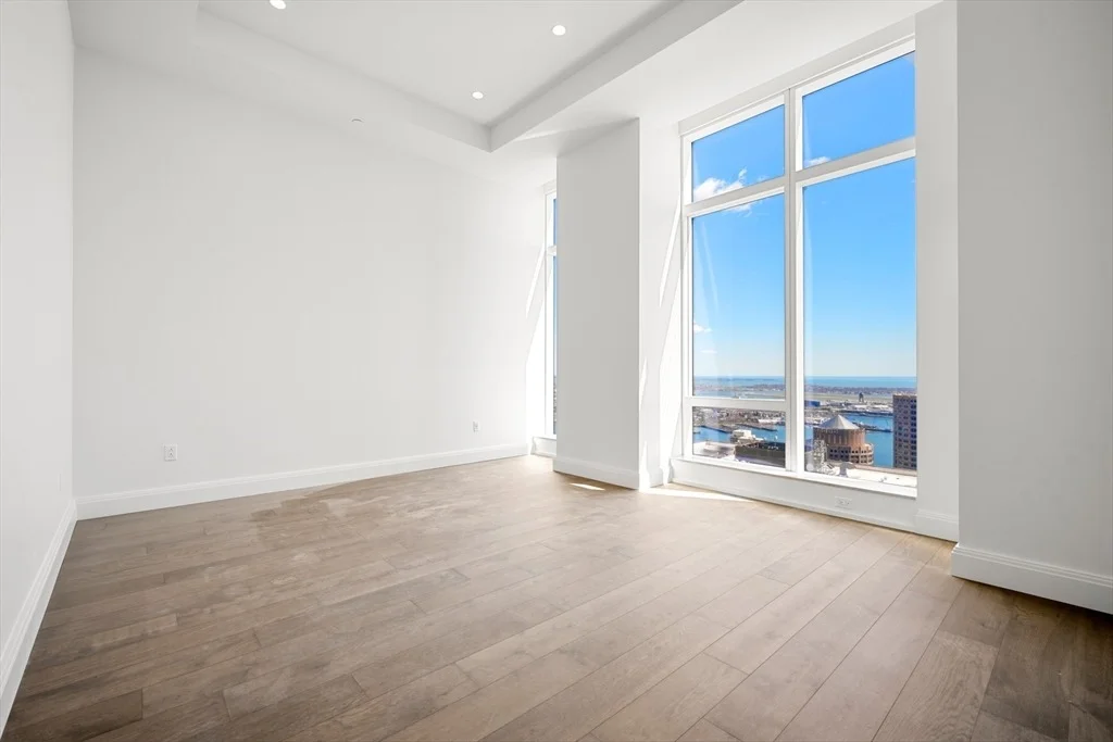 Photo of Unit PH2F at 240 Devonshire Street