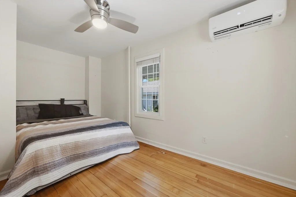 Photo of 346 Oak Street