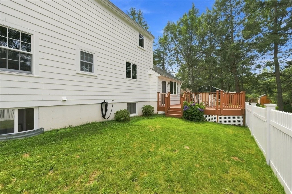 Photo of 6 Cedarview Rd