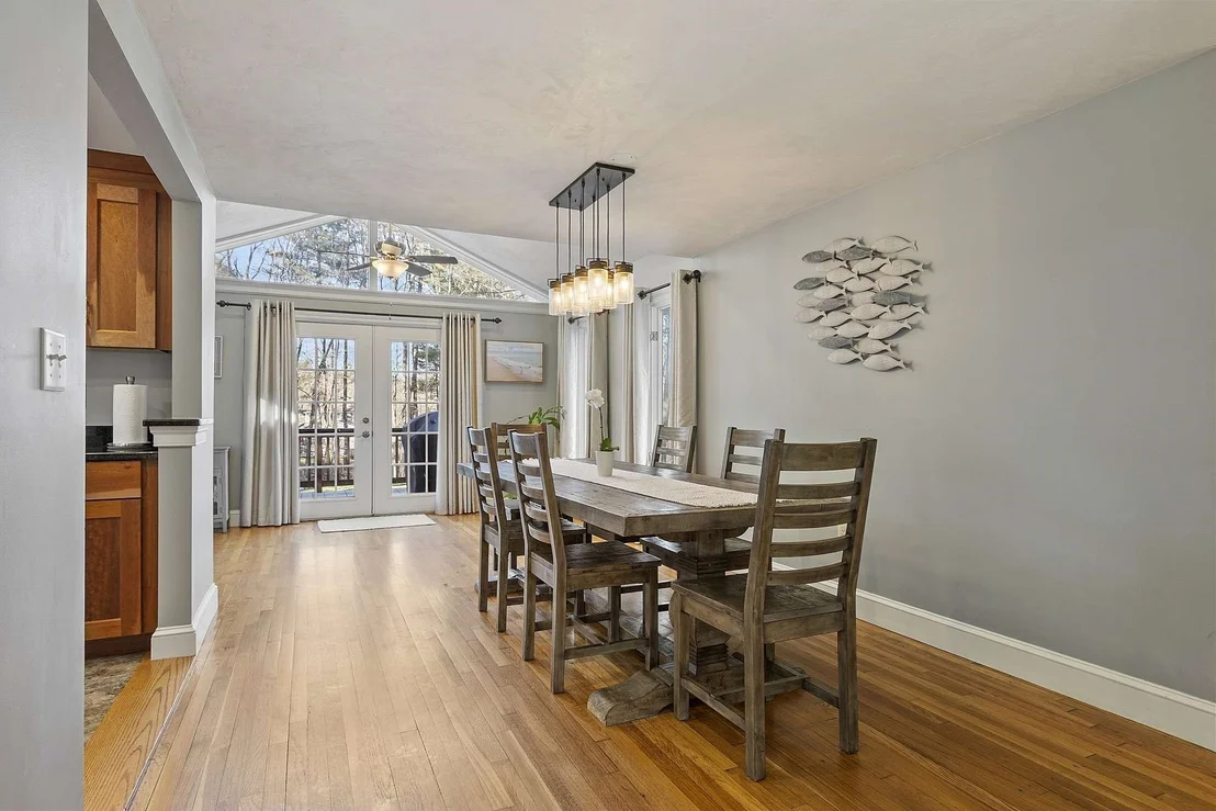Photo of 30 Mohawk Dr