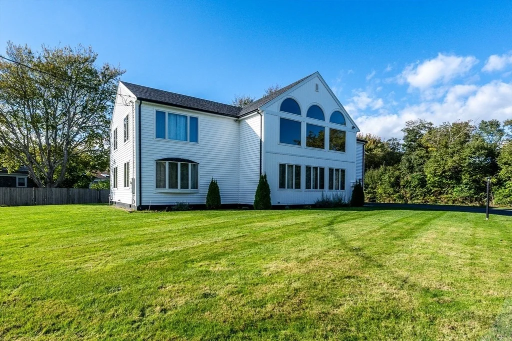 Photo of 33 Island View Rd