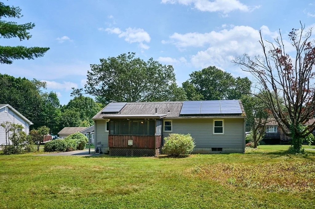 Photo of 15 Evans Ave