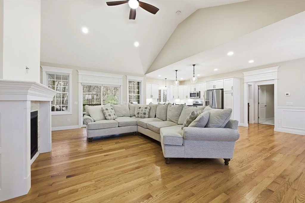 Photo of 28 Sycamore Cir