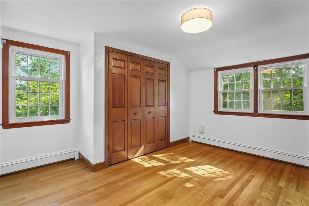 Photo of 162 Starr Ave