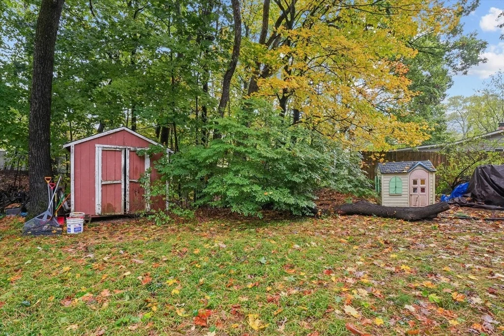 Photo of 18 Larch Rd