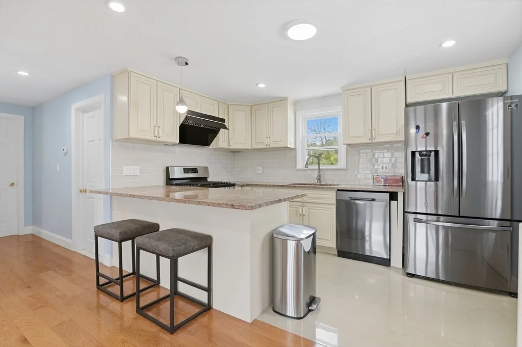 Photo of 63 Dickerman Ln