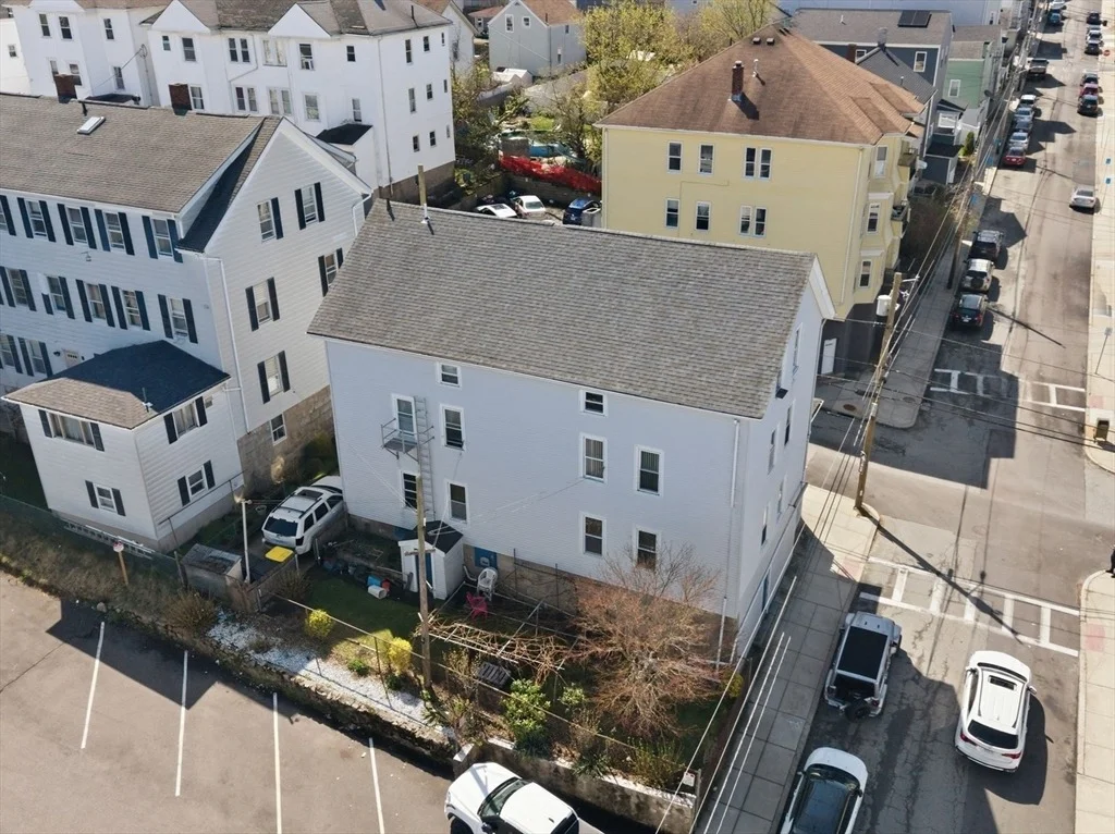 Photo of 430 William St.