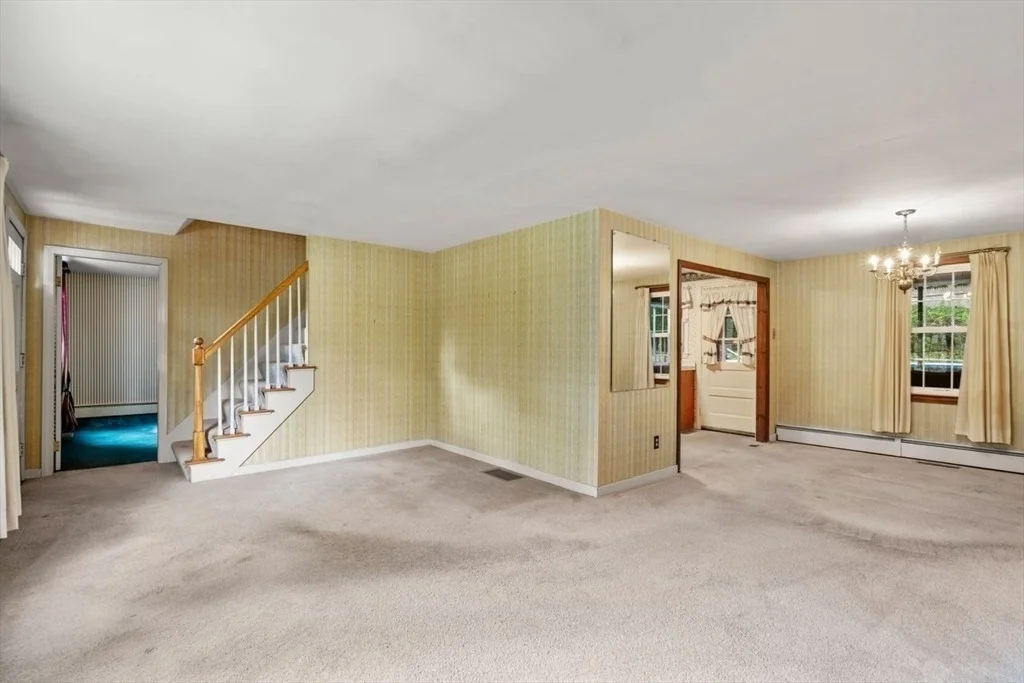 Photo of 51 Wildrose Ave