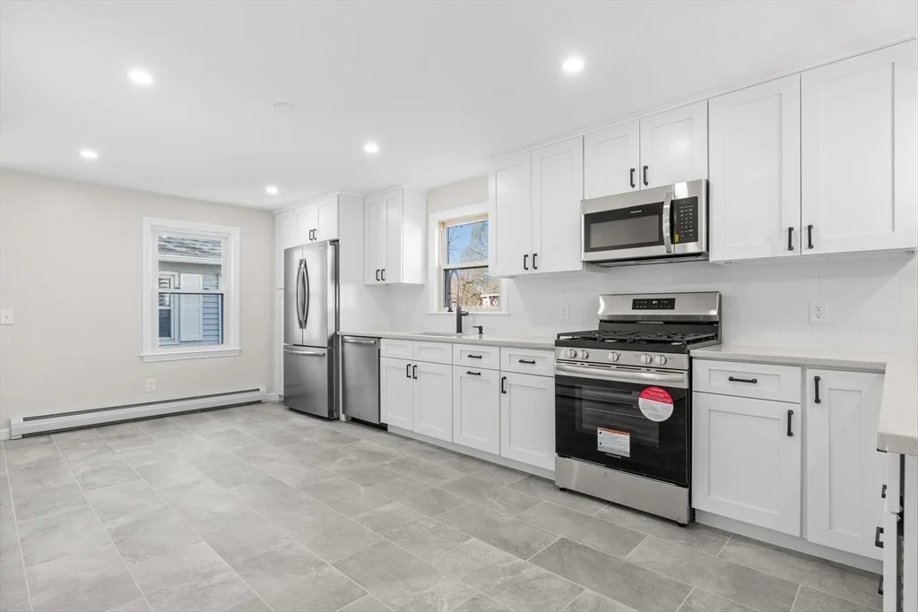 Photo of 2 Glen Forest Lane