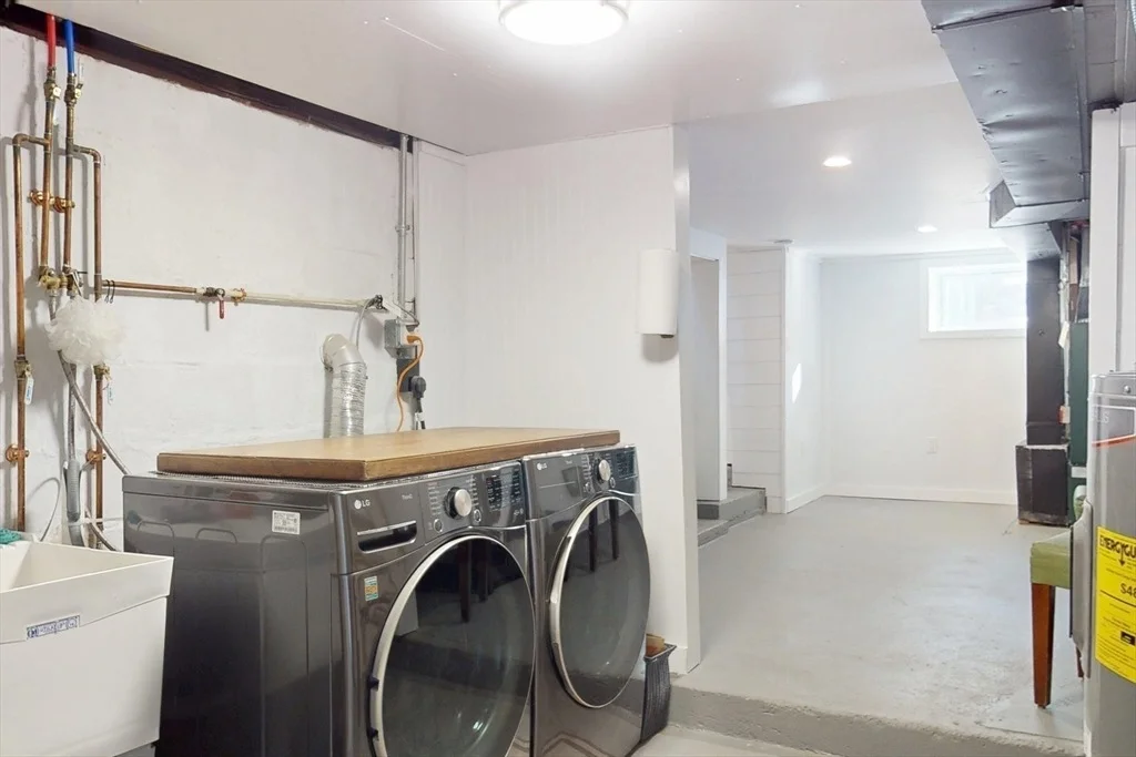 Photo of 1393 Trapelo Road