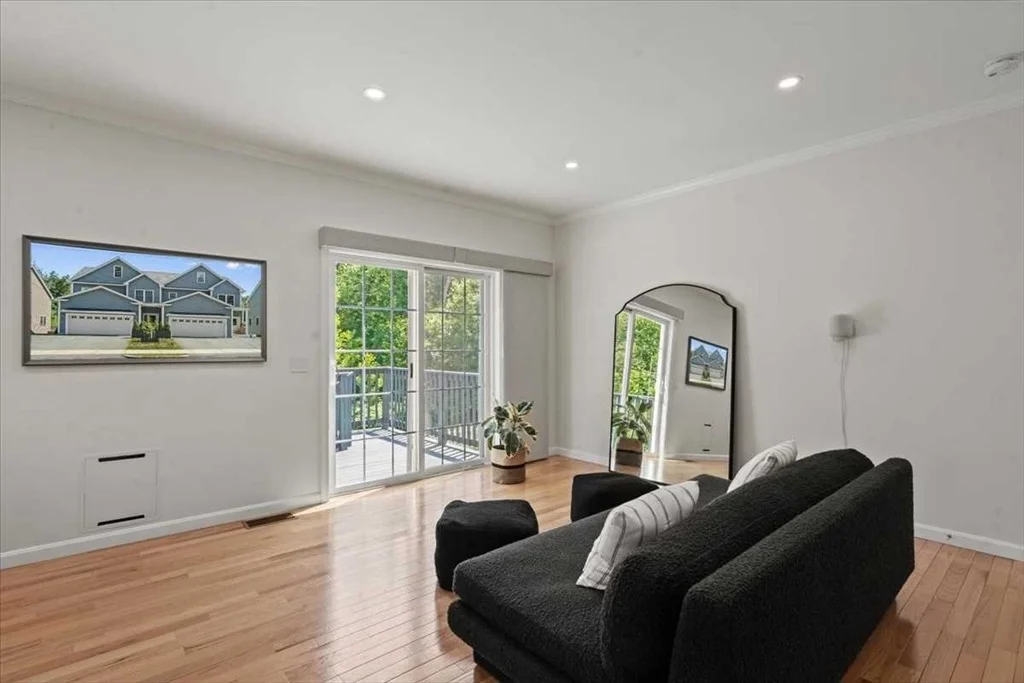 Photo of 492 Hamilton St