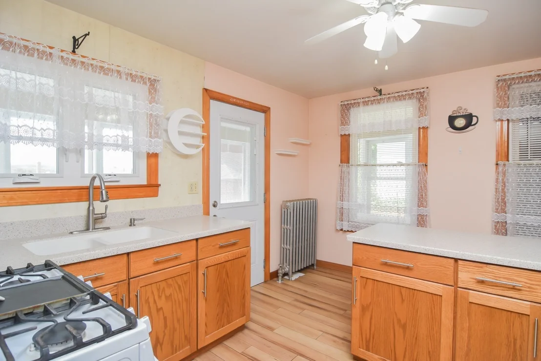 Photo of 38 Pleasant St