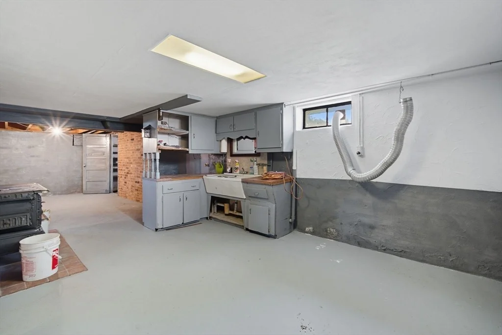 Photo of 43 Greenleaf Ave