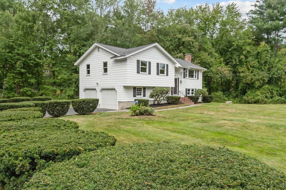 Photo of 18 Cowdrey Ln