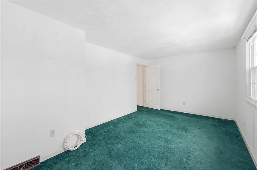 Photo of Unit 21 at 551 Hildreth St
