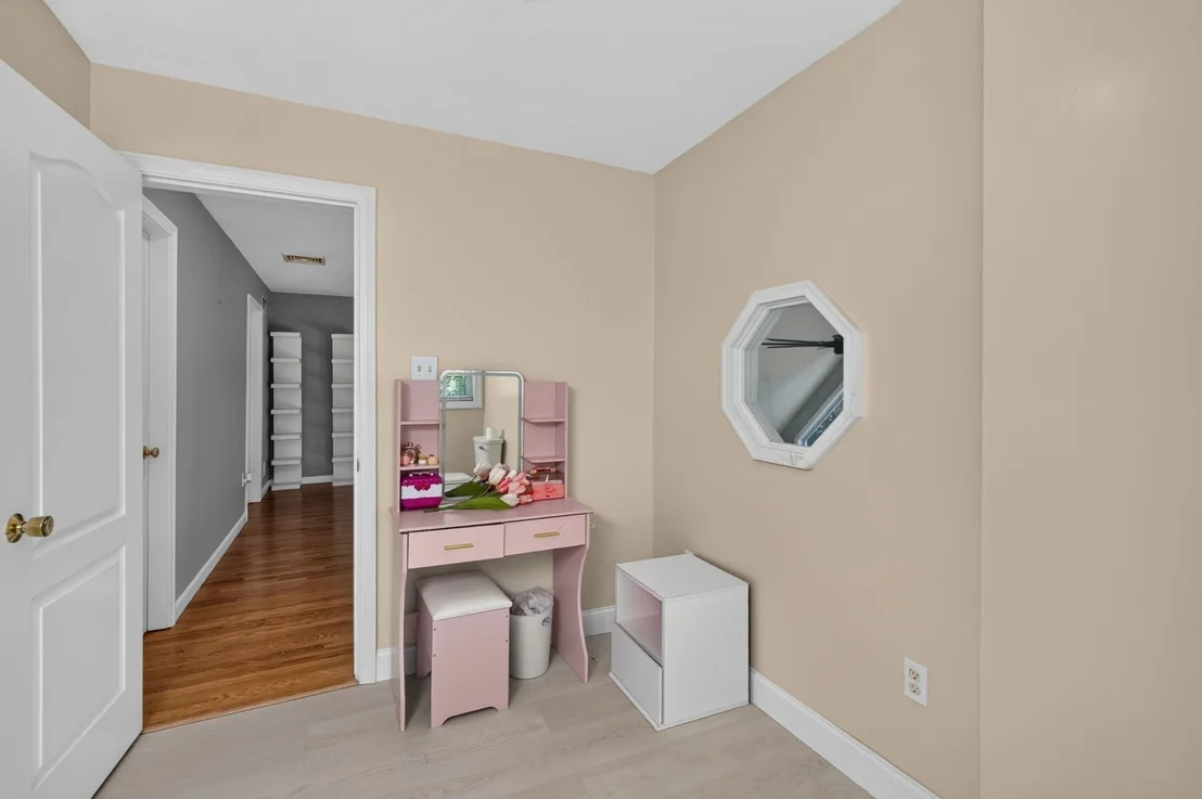 Photo of 9 Broadview Ave