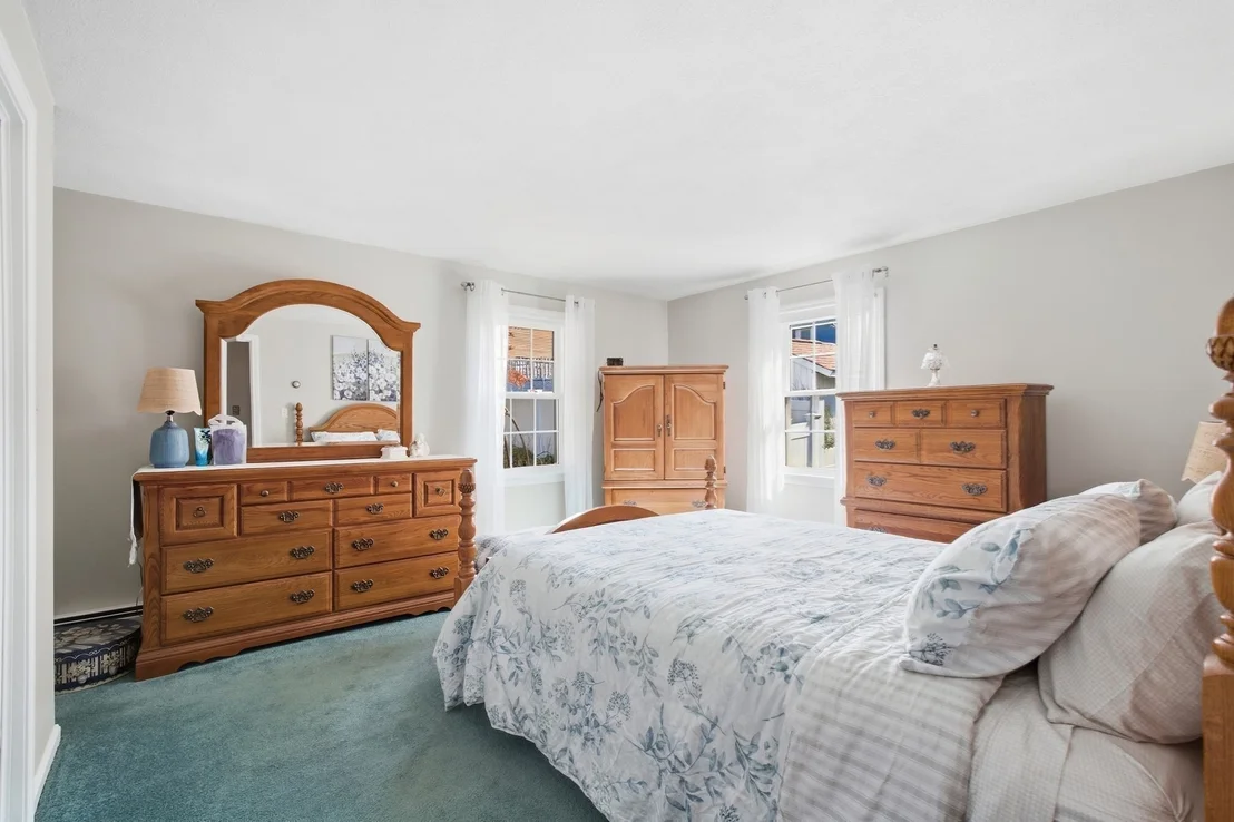 Photo of 136 Maplewood Rd