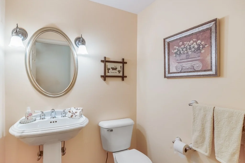 Photo of 20 Crestview Circle