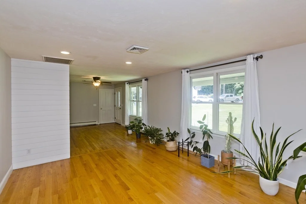 Photo of 37 Cooper Rd