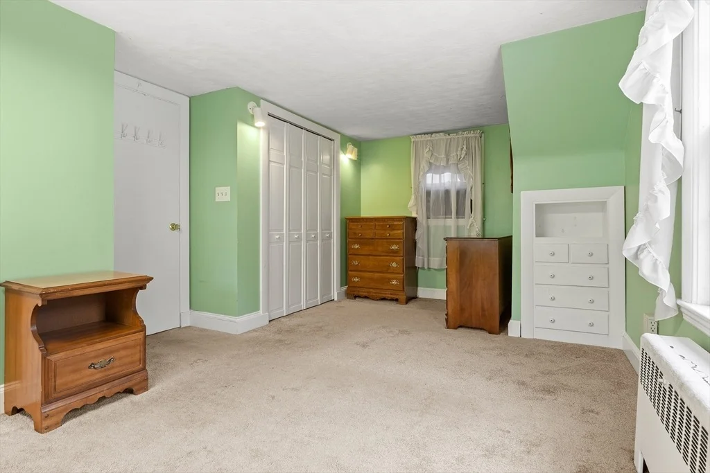 Photo of 16 Breakheart Road
