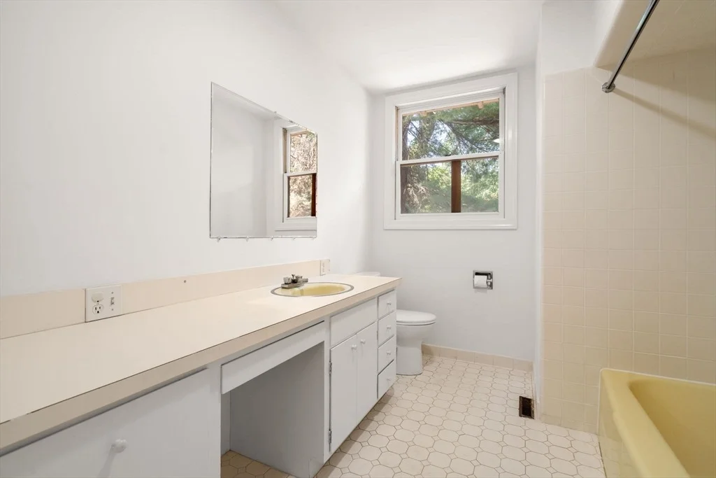 Photo of 136 Dudley Rd