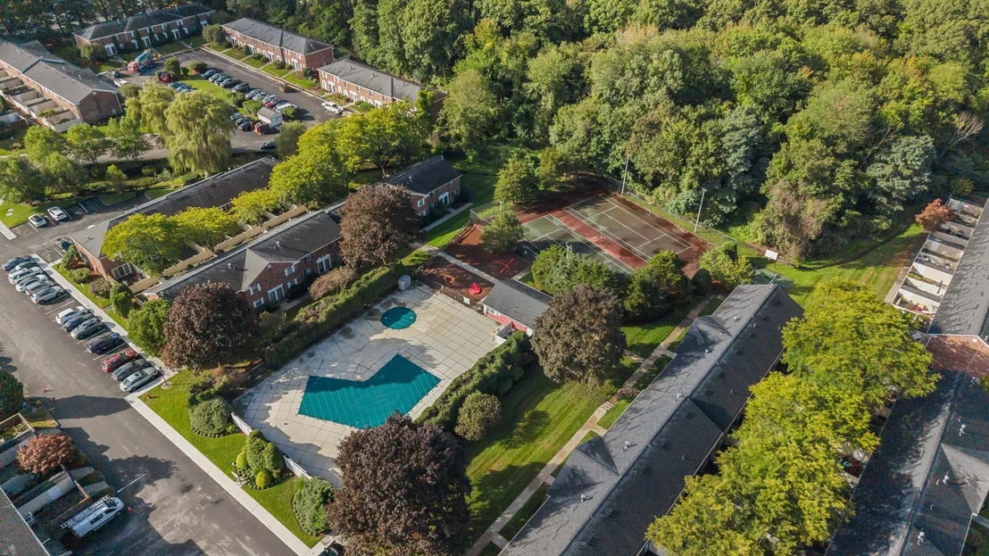 Photo of Unit 202 at 202 Windsor Drive
