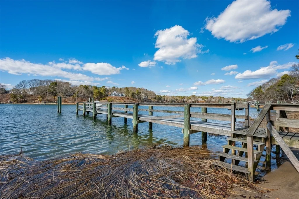 Photo of 204 Clamshell Cove Rd