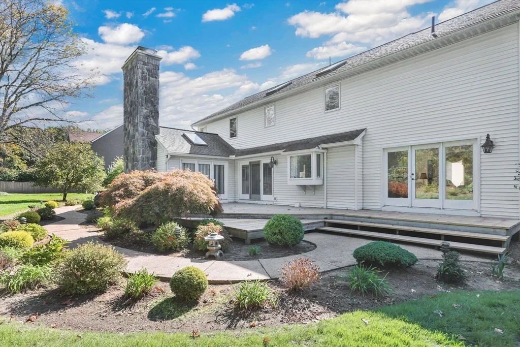Photo of 202 Williamsburg Dr