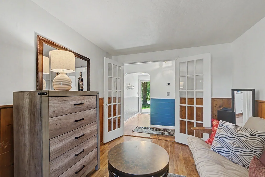 Photo of 369 Breckwood Blvd