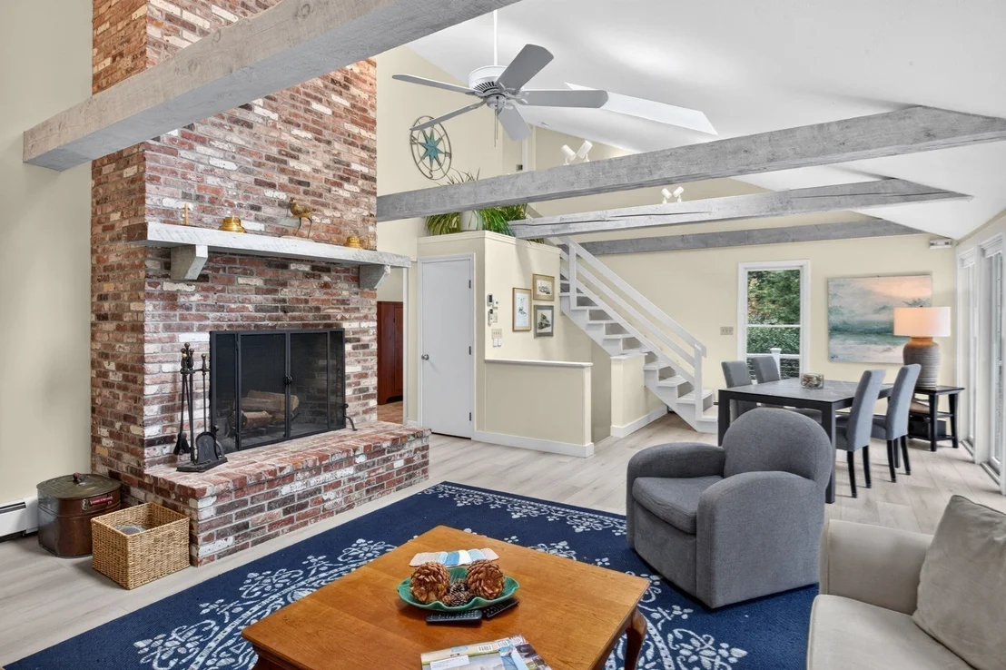 Photo of 34 Dexter Ave