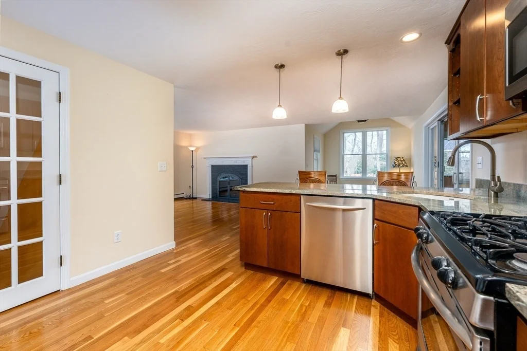 Photo of 49 Great Hill Dr