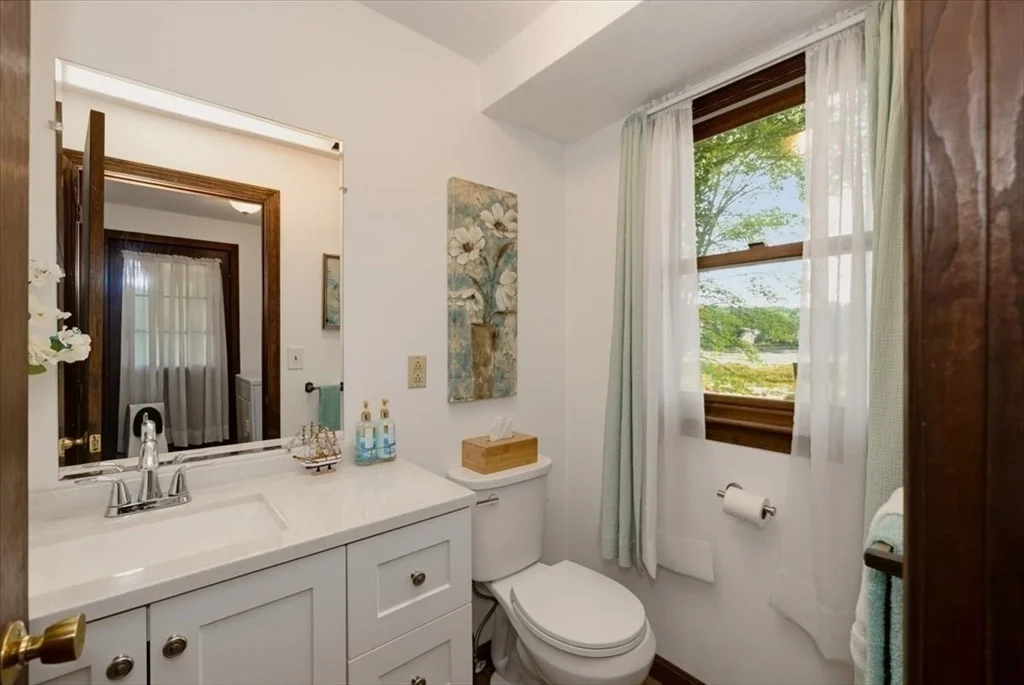 Photo of 52 Sandy Pond Rd