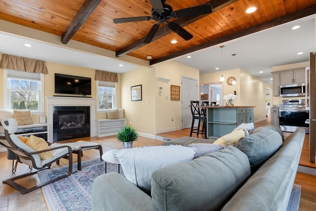 Photo of 56 Grapevine Ave