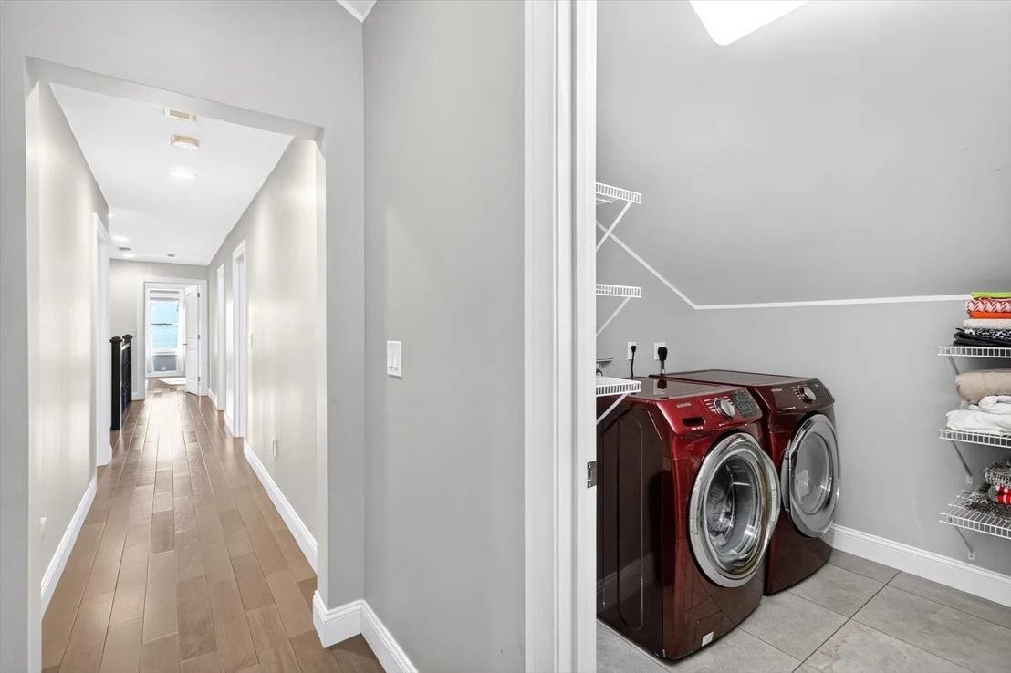 Photo of 537 Southwick Rd