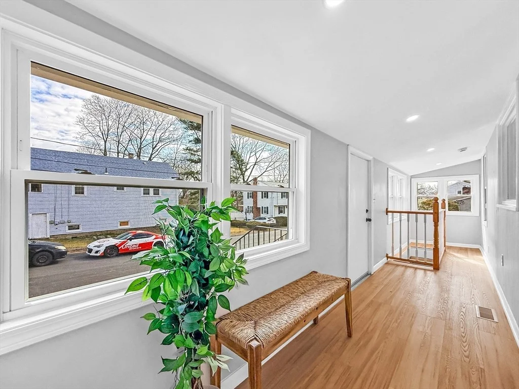 Photo of 87 Arborway Dr