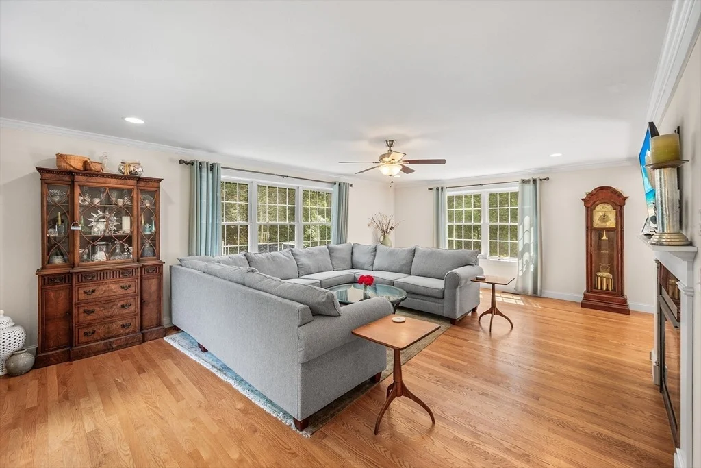 Photo of 169 High Plain Rd