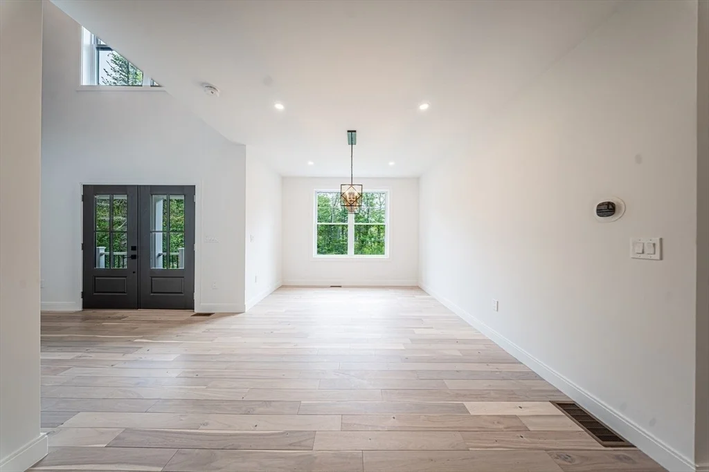 Photo of 2 Spring Meadow Dr
