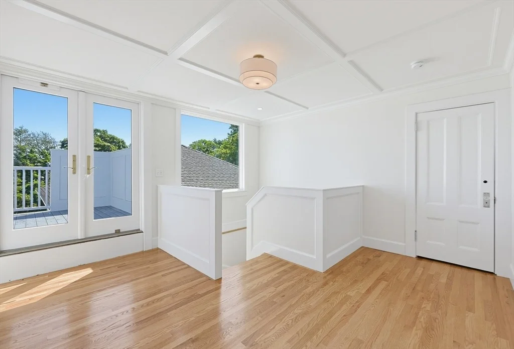 Photo of 54 Arlington Dr