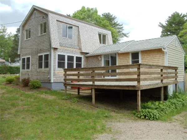 Photo of 46 Barlow Ave