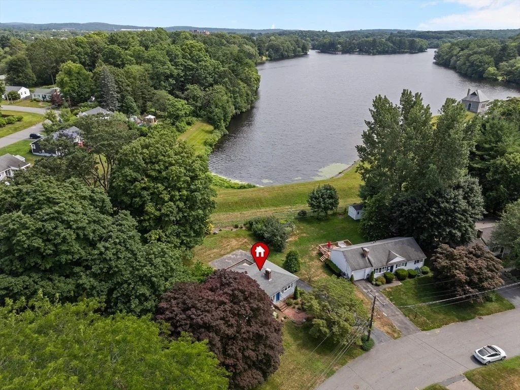 Photo of 200 Edgewater Drive