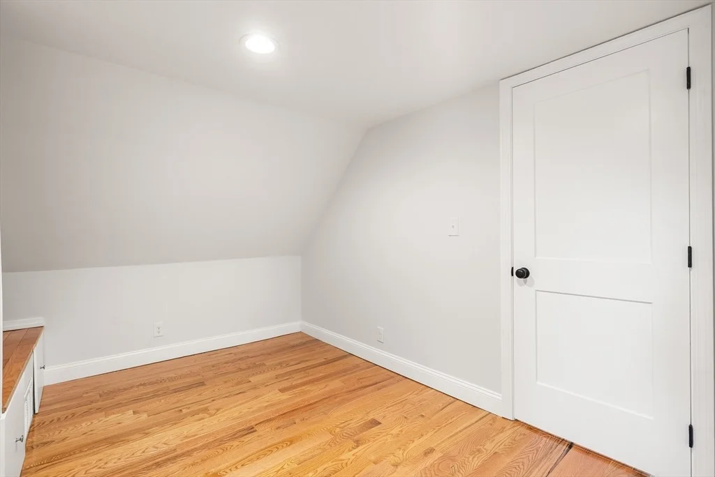 Photo of 48 Beeler Avenue