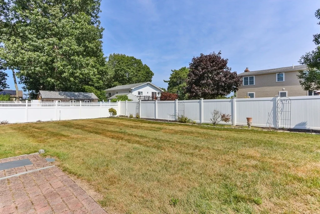 Photo of 6 Robinhood Rd