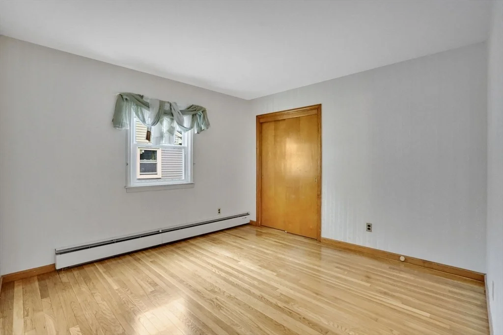 Photo of 300 Circle Dr