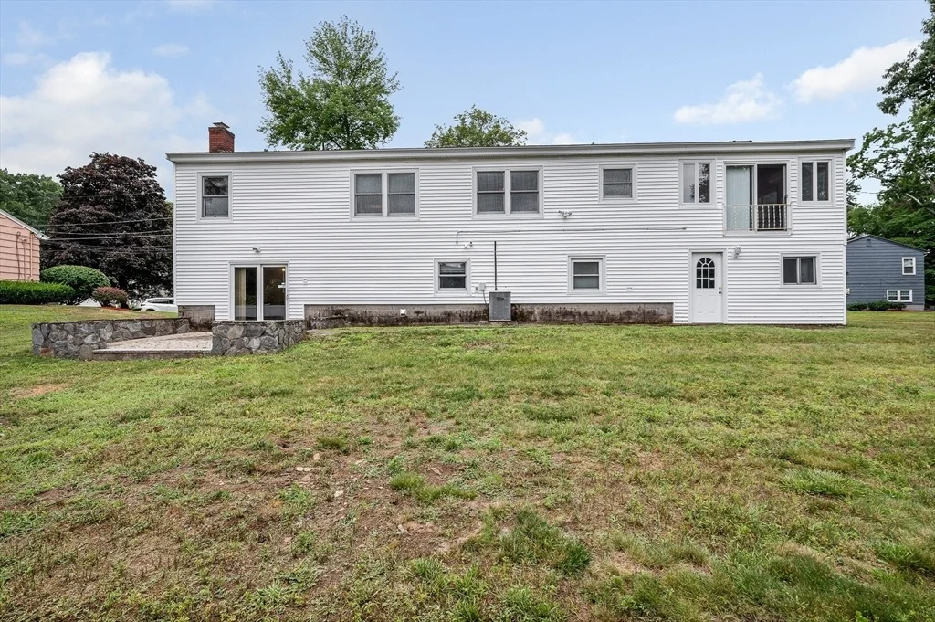 Photo of 19 Cochrane Cir