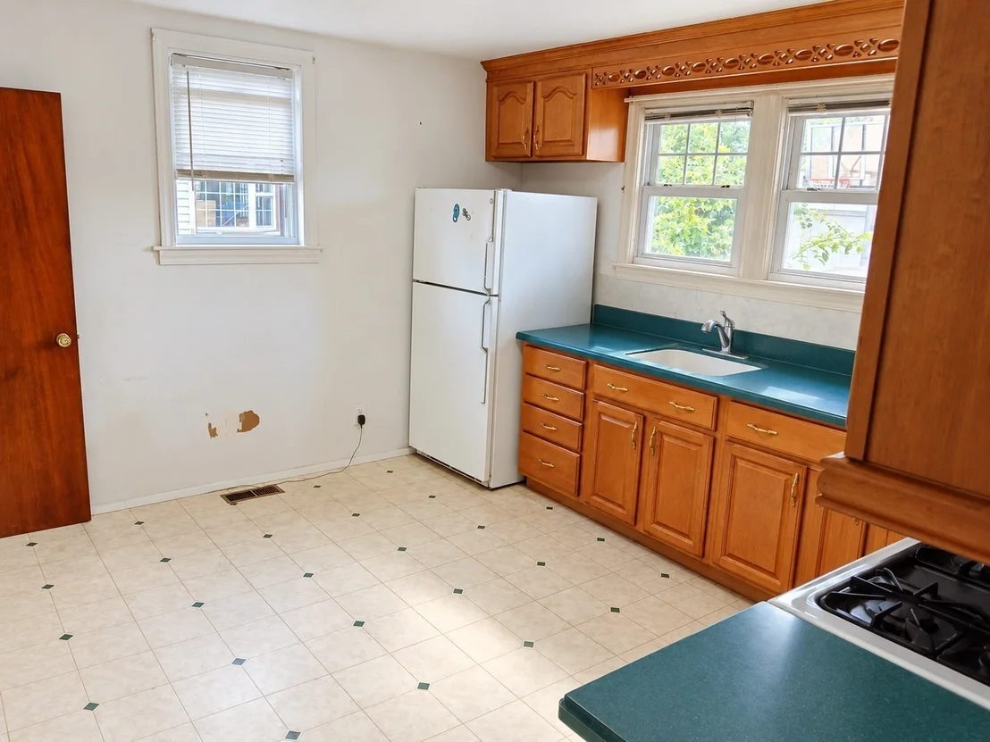 Photo of 223 East St
